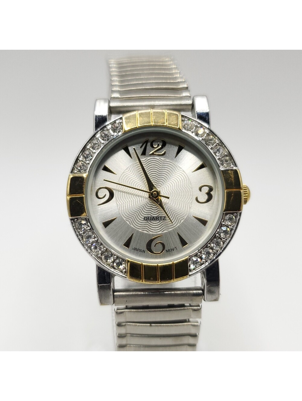 Quartz Womens 28mm Watch Two-Tone Rhinestone Bezel Expandable Band New Battery